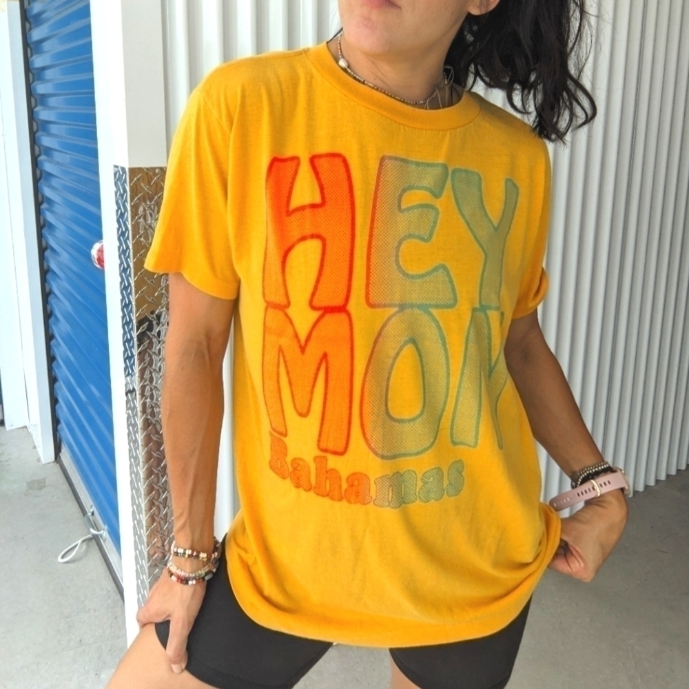 Vintage Hey Mon Bahamas Oversized Unisex Tee